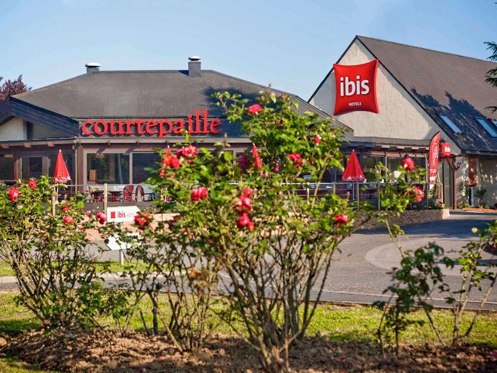 Готель Ibis Senlis Санліс Екстер'єр фото